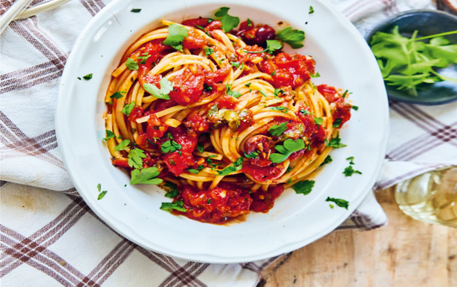 Linguine Alla Puttanesca | lady.co.uk