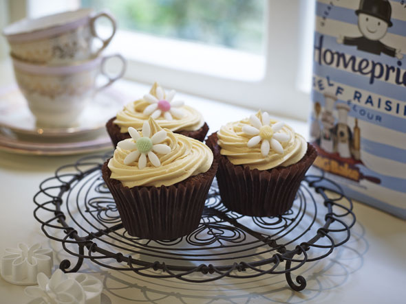 Royal wedding cake maker Fiona Cairns unveils floriography-inspired range