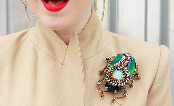 How to wear a brooch | lady.co.uk