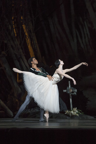 Giselle-382