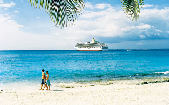 Travel-Oct04-02-590