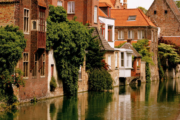 Travel-offers-Jan18-02-Bruges-590
