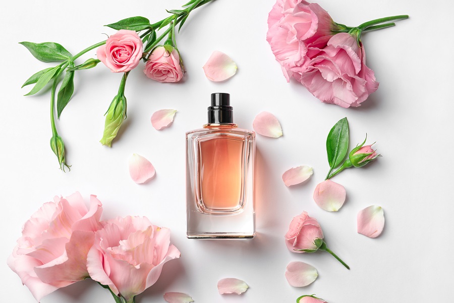 Light floral best sale perfume uk