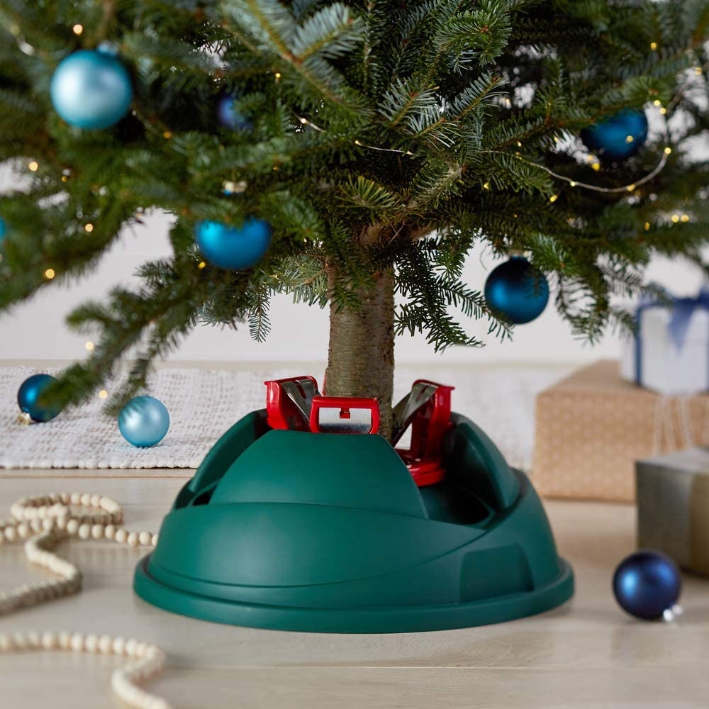 WIN a Christmas Tree package, delivered to your door! | lady.co.uk