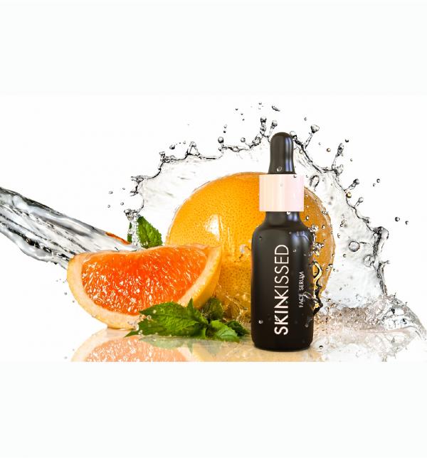 SKINKISSED – Vitamin C and Hyaluronic Acid Serum